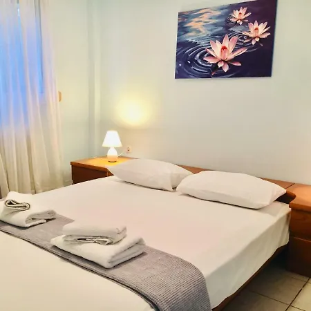 Costelli Apartment *